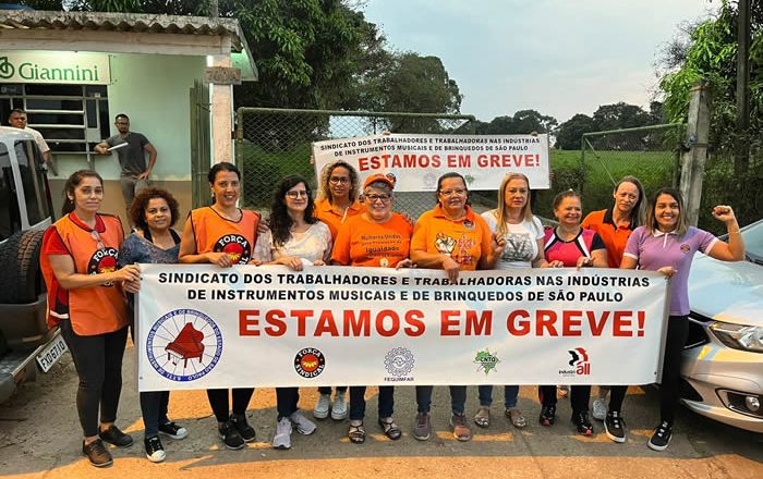 Trabalhadores da empresa de instrumentos musicais Giannini do Brasil reivindicam reajuste salarial