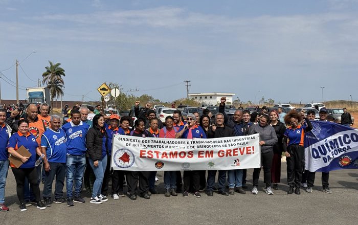 Vitória dos trabalhadores e trabalhadoras da Brinquedos Estrela!